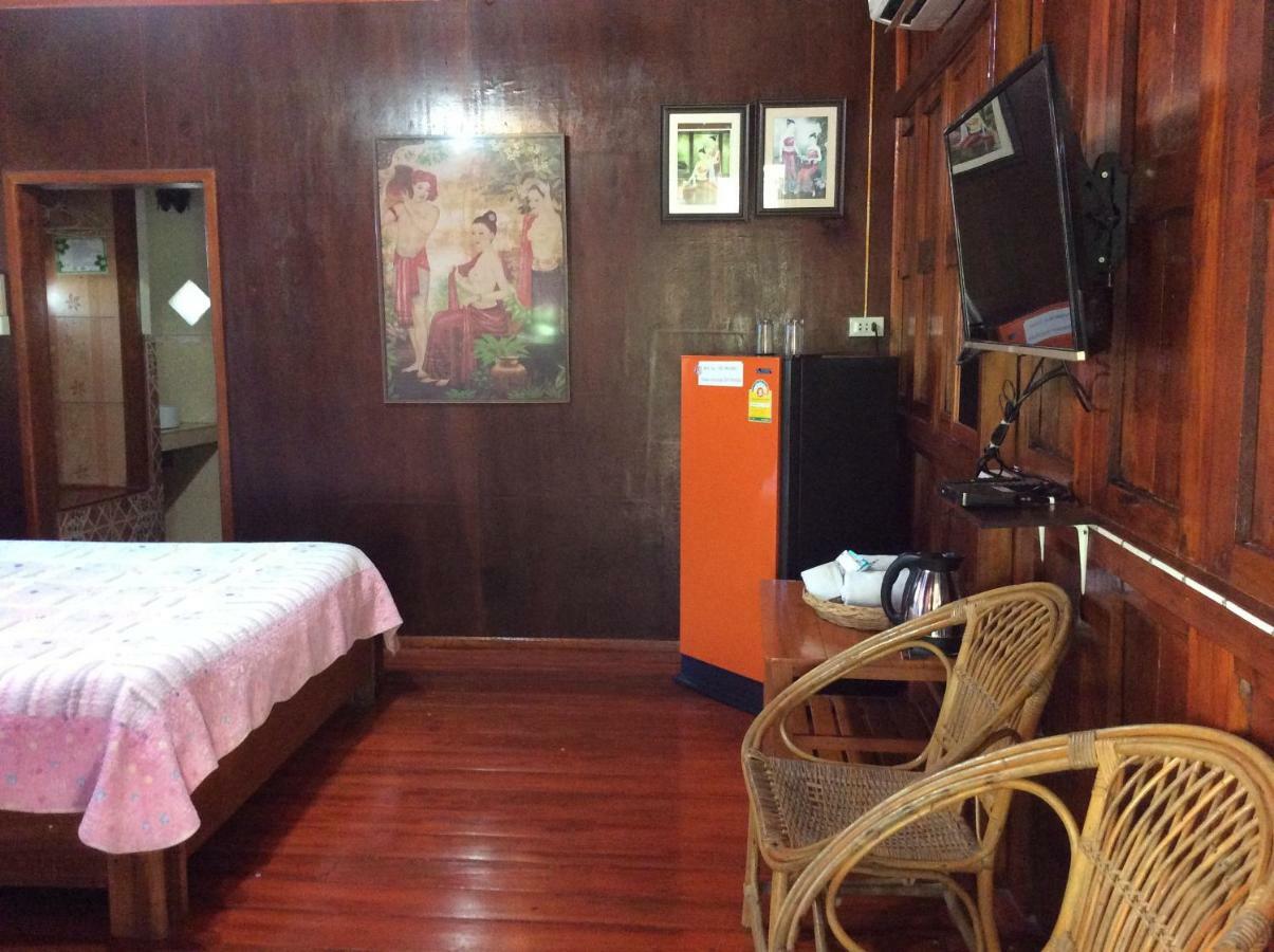 เศรษฐีโฮมเสตย์ Apartment น่าน ภายนอก รูปภาพ