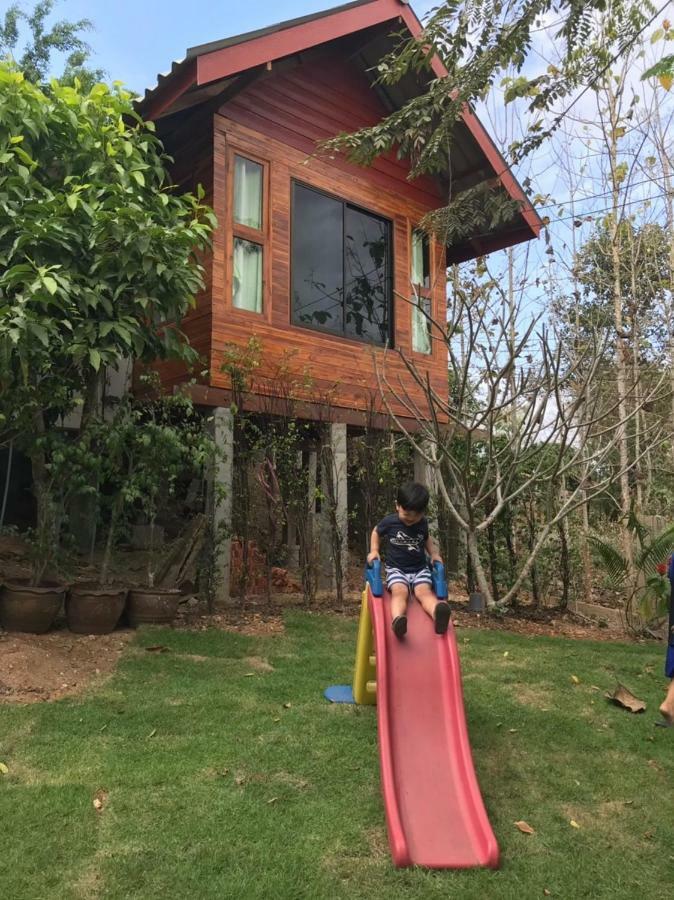 เศรษฐีโฮมเสตย์ Apartment น่าน ภายนอก รูปภาพ